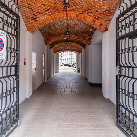 Apartament Z Osobna Sypialnia W Pieknej Kamienicy W Centrum Вроцлав Екстериор снимка