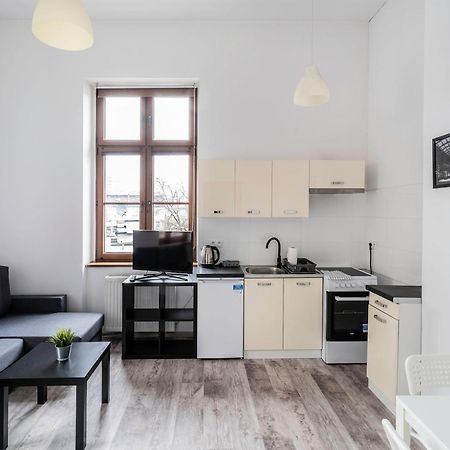 Apartament Z Osobna Sypialnia W Pieknej Kamienicy W Centrum Вроцлав Екстериор снимка