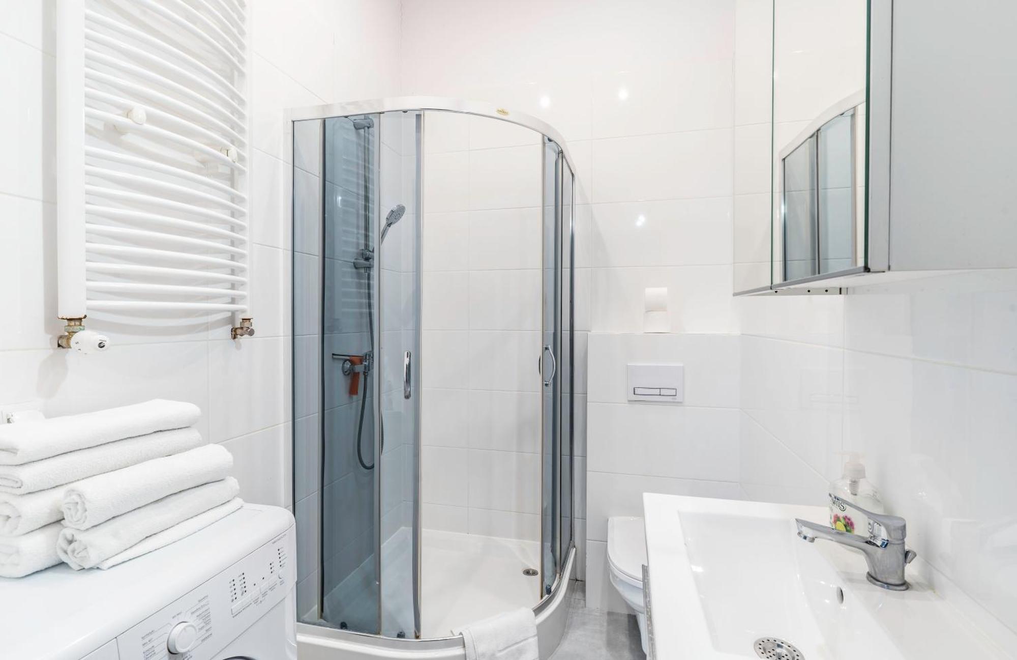 Apartament Z Osobna Sypialnia W Pieknej Kamienicy W Centrum Вроцлав Екстериор снимка
